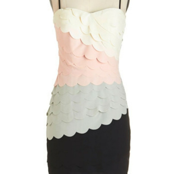 Modcloth Dresses & Skirts - 🏅Host pick🏅 Modcloth scalloped cocktail dress